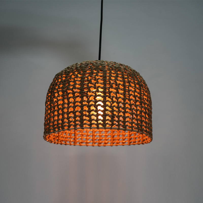 Rattan Retro -hotelli ja B & B -kattokruunu (hamppuköysi)